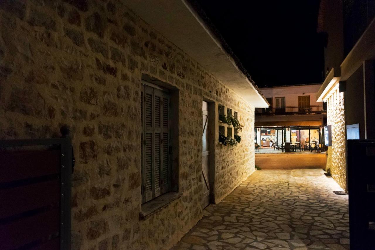 19.40 Luxury Guesthouse Kalpaki  エクステリア 写真